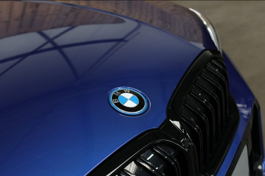 BMW 3-serie 330e xDrive M-Sport Pro *Pano*H/K*Camera*Head-Up*Comforttoegang*