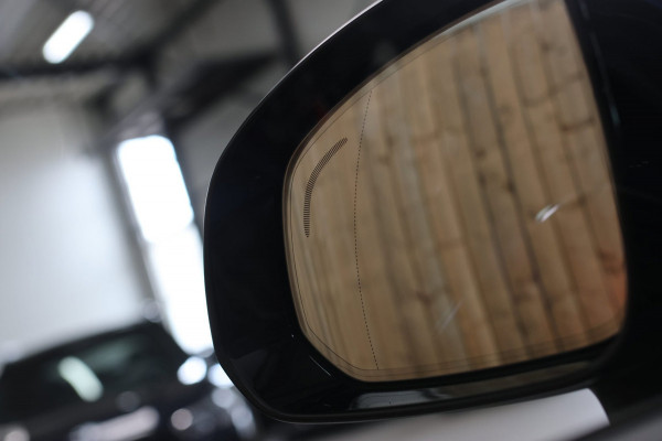 Volvo XC90 2.0 T8 Twin Engine AWD R-Design *Polestar*Pano*B&W*Massage*Luchtvering*