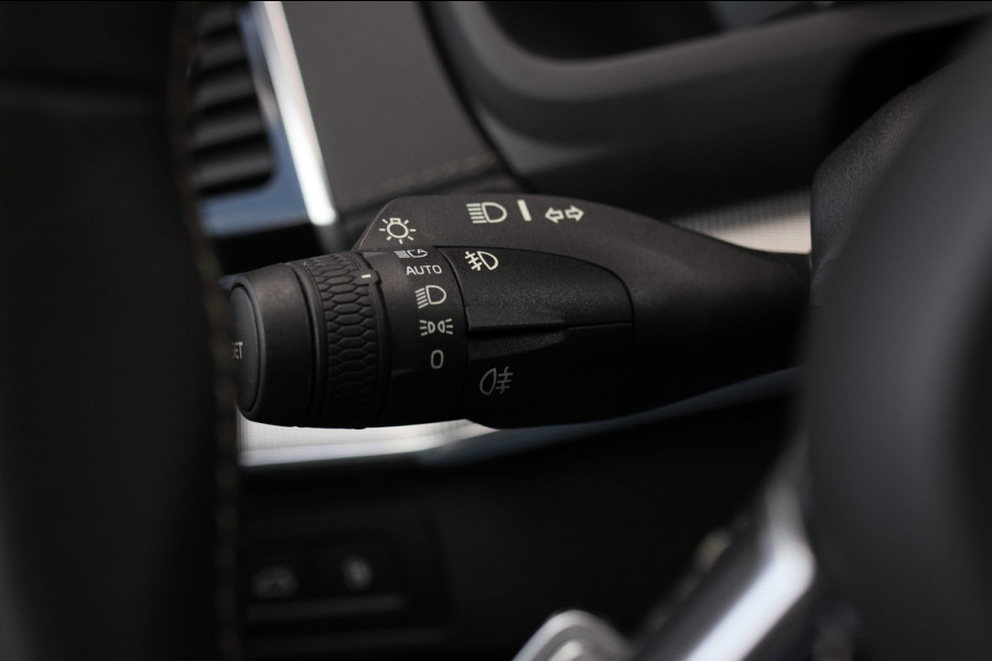 Volvo XC90 2.0 T8 Twin Engine AWD R-Design *Polestar*Pano*B&W*Massage*Luchtvering*