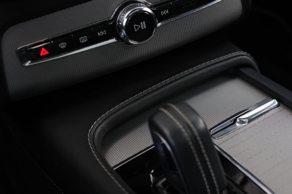 Volvo XC90 2.0 T8 Twin Engine AWD R-Design *Polestar*Pano*B&W*Massage*Luchtvering*