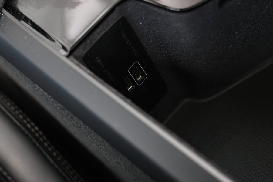 Volvo XC90 2.0 T8 Twin Engine AWD R-Design *Polestar*Pano*B&W*Massage*Luchtvering*
