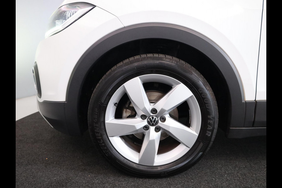 Volkswagen T-Cross 1.0 TSI Life 110pk 6bak | LM-velgen| Navi