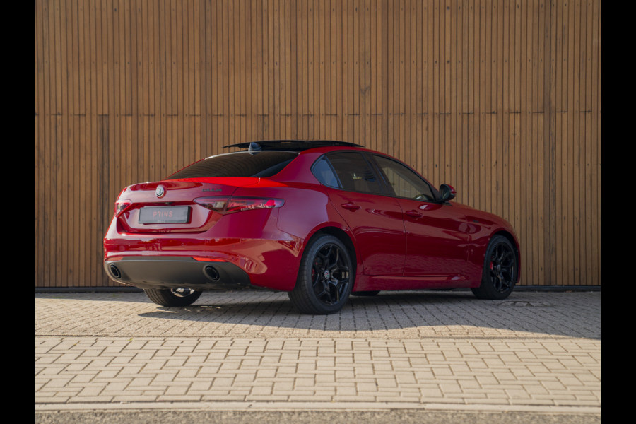 Alfa Romeo Giulia 2.2 Sprint | Panoramadak | Veloce stoelen | Carplay | Adapt. cruise
