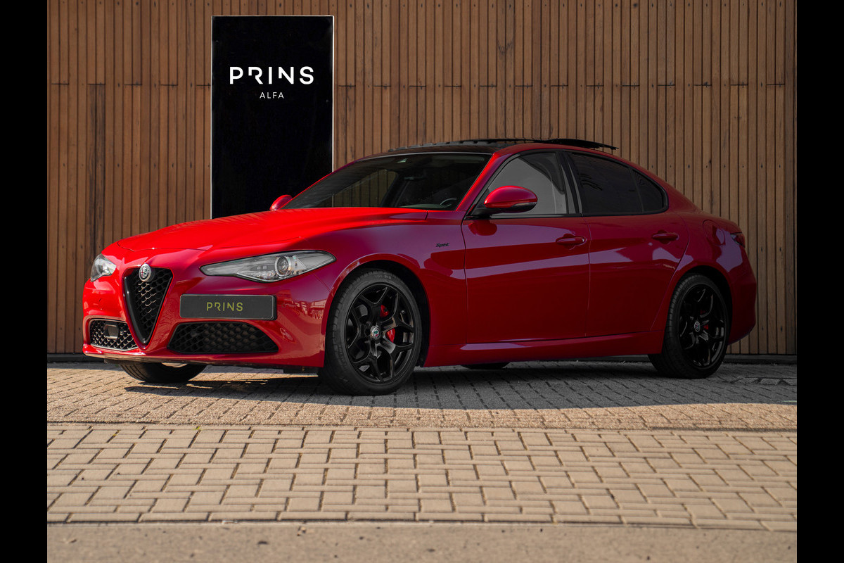 Alfa Romeo Giulia 2.2 Sprint | Panoramadak | Veloce stoelen | Carplay | Adapt. cruise