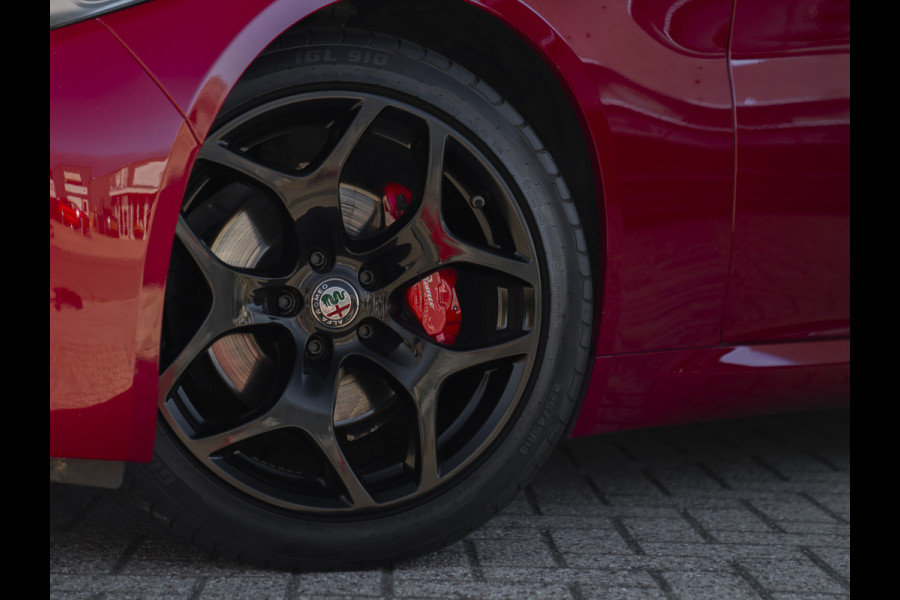 Alfa Romeo Giulia 2.2 Sprint | Panoramadak | Veloce stoelen | Carplay | Adapt. cruise