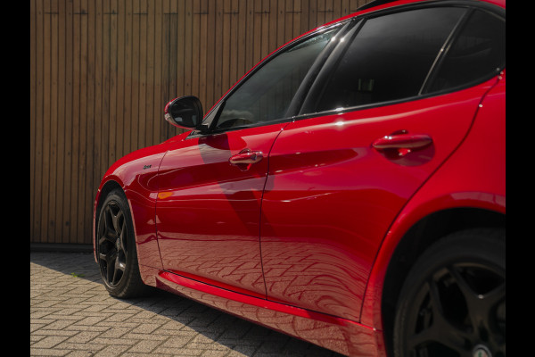 Alfa Romeo Giulia 2.2 Sprint | Panoramadak | Veloce stoelen | Carplay | Adapt. cruise