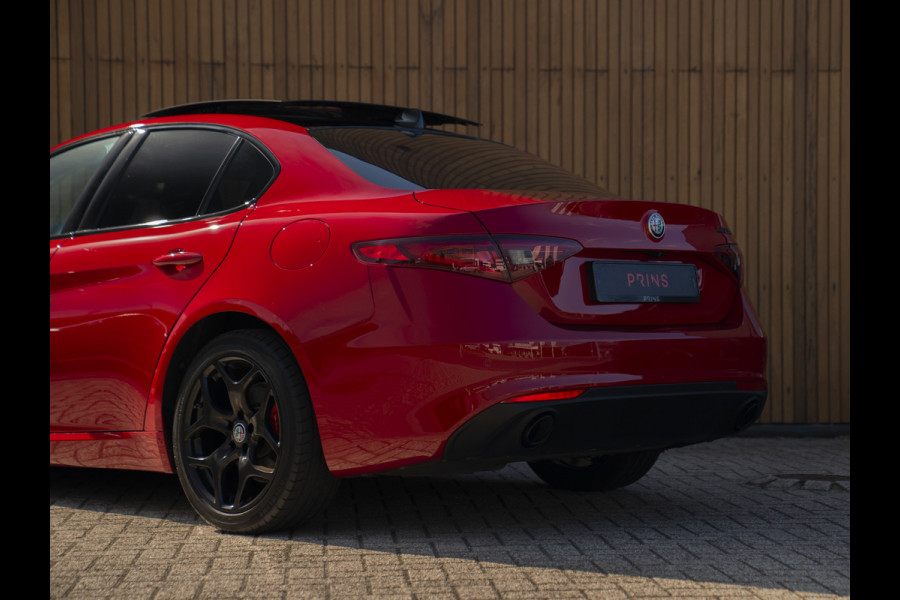 Alfa Romeo Giulia 2.2 Sprint | Panoramadak | Veloce stoelen | Carplay | Adapt. cruise