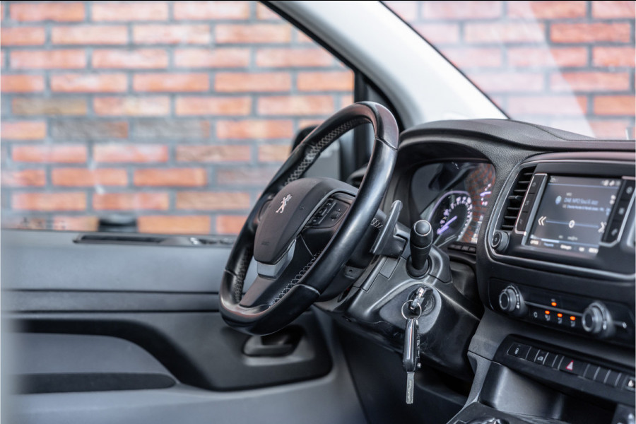 Peugeot Expert 2.0 BlueHDI Premium | Blind spot | Navigatie | CarPlay | Camera | Head-Up | Trekhaak | Airco | DAB | Nieuwe APK | Orig. NL auto
