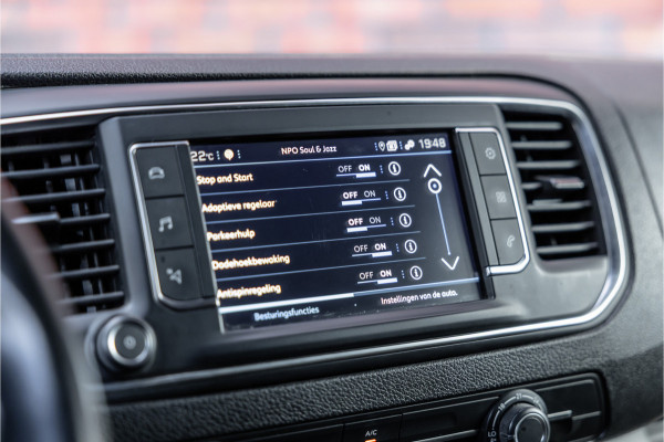 Peugeot Expert 2.0 BlueHDI Premium | Blind spot | Navigatie | CarPlay | Camera | Head-Up | Trekhaak | Airco | DAB | Nieuwe APK | Orig. NL auto