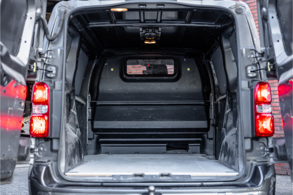 Peugeot Expert 2.0 BlueHDI Premium | Blind spot | Navigatie | CarPlay | Camera | Head-Up | Trekhaak | Airco | DAB | Nieuwe APK | Orig. NL auto