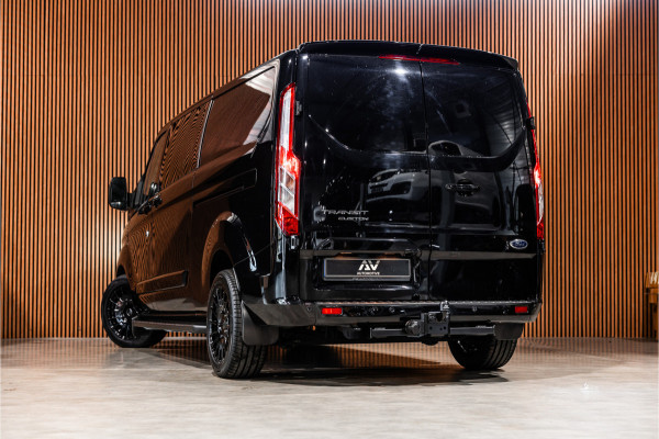Ford Transit Custom 320 2.0 TDCI 170 PK L2H1 Limited DC | CarPlay | Camera | Navigatie | Lederen bekleding | Elek stoelen | Stoelverwarming | Blind spot | DAB | Nieuwe APK