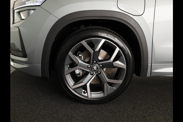 Škoda Kodiaq Sportline Business PHEV 1.5 TSI 204pk DSG | Panoramadak | Wegklapbare trekhaak | 20 inch lichtmetalen velgen| Winter pakket | Verwarmbare vooruit