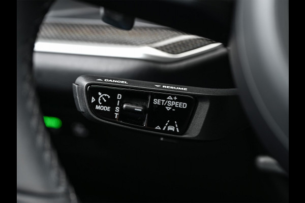 Porsche Cayenne Coupé 3.0 E-Hybrid Sport Design | NL-Auto | Sportuitlaat | Panoramadak | 18 Wegs Memory Seats | 4-Wiel Besturing | 360 Camera | Adaptive Cruise | Stoelverwarming + Ventilatie | Bose | Luchtvering | Sport Chrono | Interieurpakket Carbon | Soft Close |