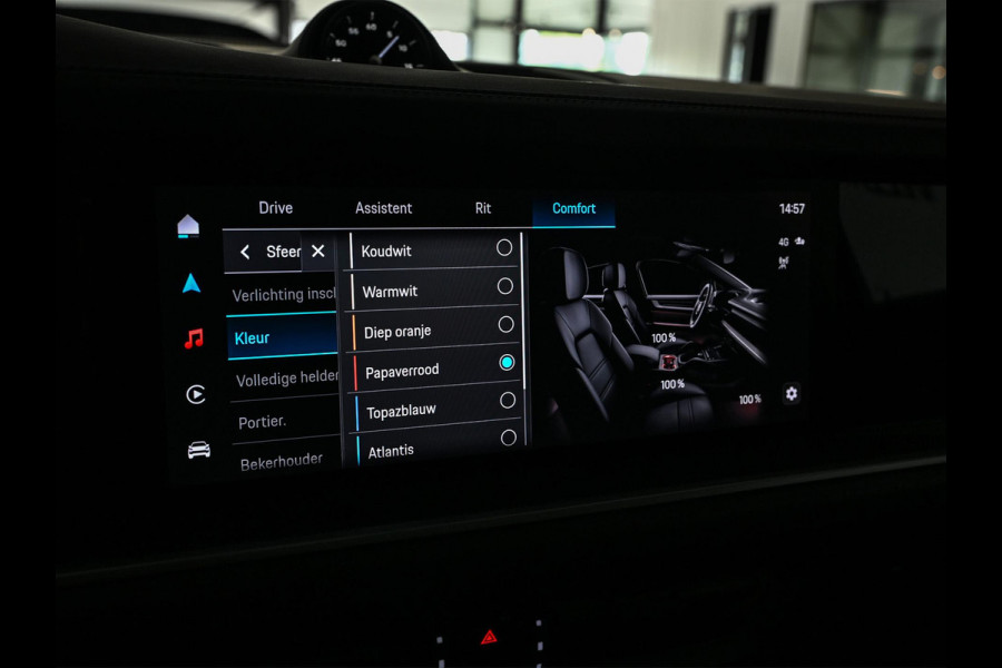 Porsche Cayenne Coupé 3.0 E-Hybrid Sport Design | NL-Auto | Sportuitlaat | Panoramadak | 18 Wegs Memory Seats | 4-Wiel Besturing | 360 Camera | Adaptive Cruise | Stoelverwarming + Ventilatie | Bose | Luchtvering | Sport Chrono | Interieurpakket Carbon | Soft Close |