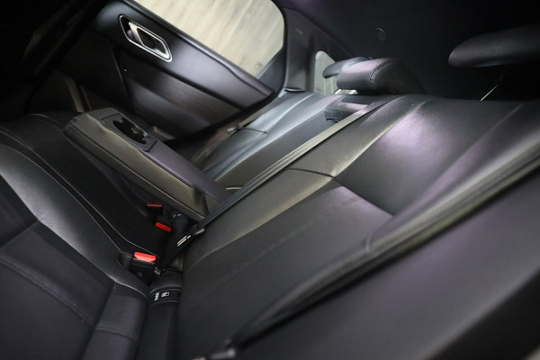 Land Rover Range Rover Velar 2.0 P400e R-Dynamic HSE / Acc / Lane Assist / Dode Hoek / 360 Camera / Memory / Meridian / Leder