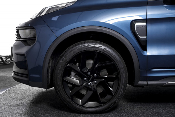 Lynk & Co 01 1.5 PHEV 261PK MY23 | Blackpakket | Donkere hemel | 360 Camera | 7.4 kWh boordlader | S/K-panodak | Adapt. Cruise | Memory | Elek. klep | LM 20" | 5475