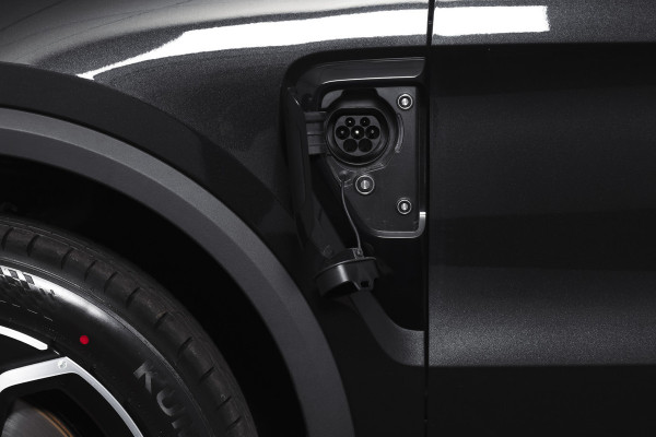 Lynk & Co 01 1.5 PHEV Core | Dig. Cockpit | Adapt. Cruise | Stoelverw. | PDC | Camera | NAV + App. Connect | ECC | DAB | LM 19" | 4855