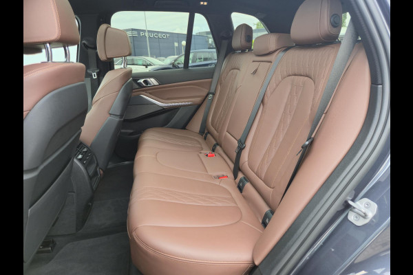 BMW X5 xDrive45e High Executive | M-Pakket| Individual Stoelen| Dealer onderhouden| SOH 88%|