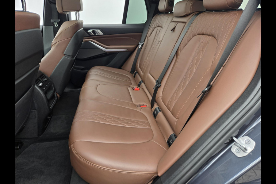 BMW X5 xDrive45e High Executive | M-Pakket| Individual Stoelen| Dealer onderhouden| SOH 88%|