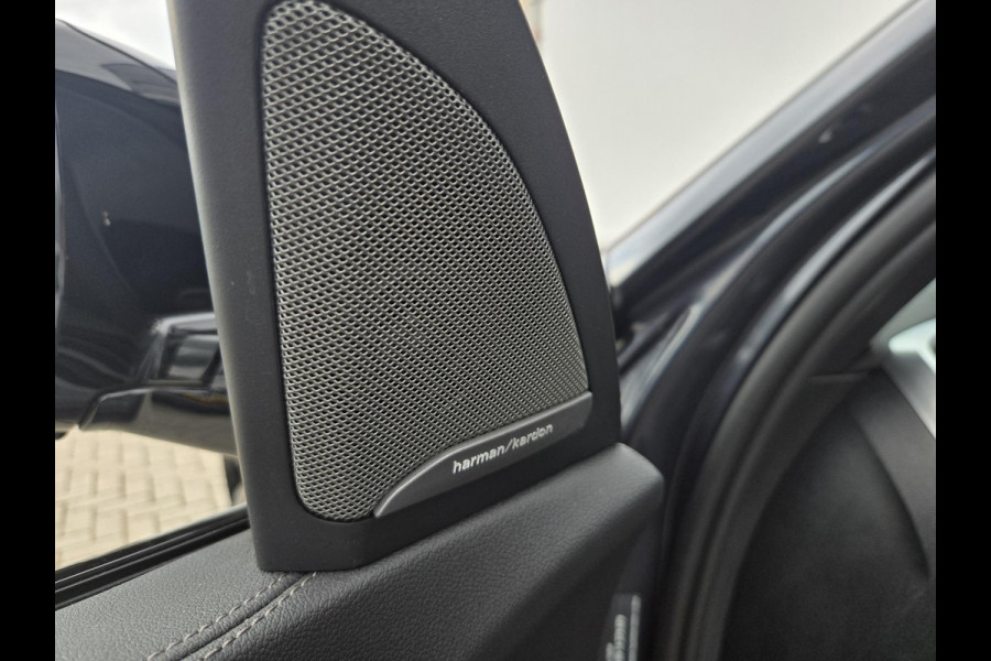 BMW X5 xDrive45e High Executive | M-Pakket| Individual Stoelen| Dealer onderhouden| SOH 88%|