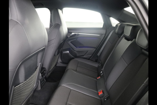 Audi A3 Limousine 30 TFSI S edition 110pk | Panoramadak | Verwarmbare voorstoelen | S-line interieur | 18 inch lichtmetalen velgen | Parkeercamera | B&O Audio