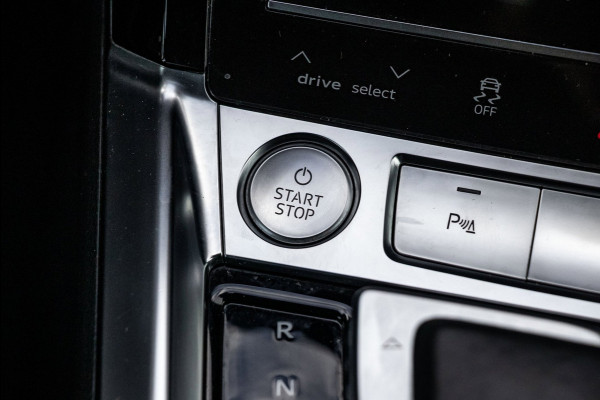 Audi e-tron E-tron 50 quattro Launch edition 71 kWh Soh 84% I Trekhaak I Climate I Cruise I Stoelgeheugen I Luchtvering
