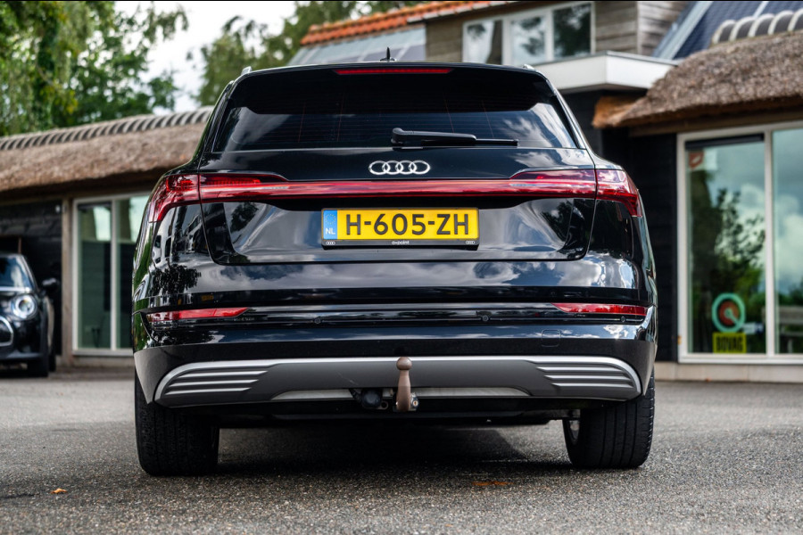 Audi e-tron E-tron 50 quattro Launch edition 71 kWh Soh 84% I Trekhaak I Climate I Cruise I Stoelgeheugen I Luchtvering