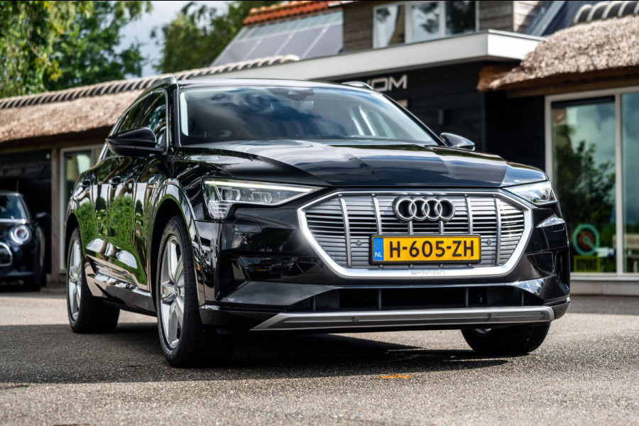 Audi e-tron E-tron 50 quattro Launch edition 71 kWh Soh 84% I Trekhaak I Climate I Cruise I Stoelgeheugen I Luchtvering