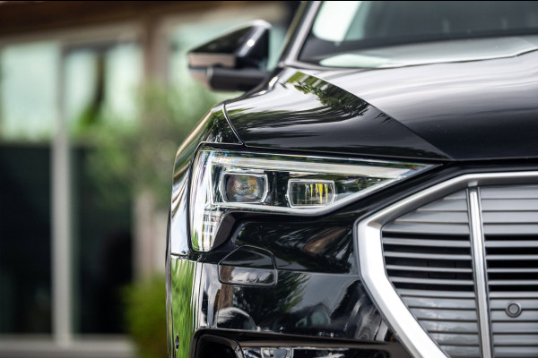 Audi e-tron E-tron 50 quattro Launch edition 71 kWh Soh 84% I Trekhaak I Climate I Cruise I Stoelgeheugen I Luchtvering