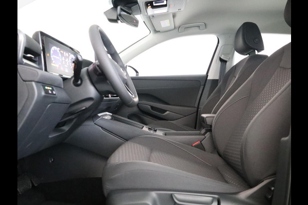Volkswagen T-Roc Limited Edition 1.5 eTSI 85 kW / 116 PK SUV 7 vers Achteruitrijcamera | Stoelverwarming | Carplay