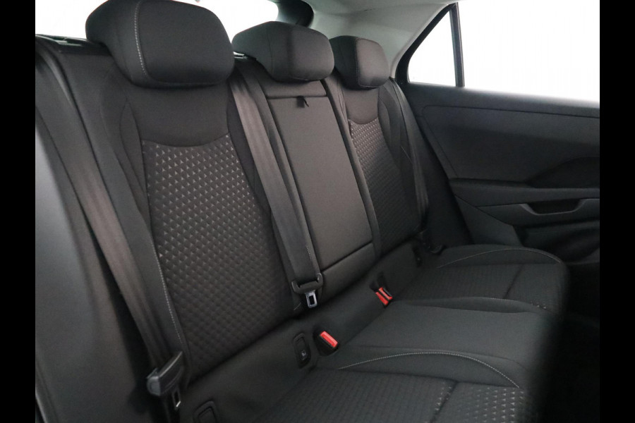 Volkswagen T-Roc Limited Edition 1.5 eTSI 85 kW / 116 PK SUV 7 vers Achteruitrijcamera | Stoelverwarming | Carplay