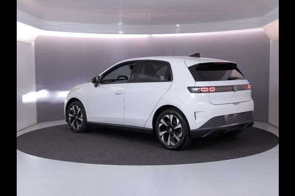 Volkswagen ID. Polo Life First Edition 52 kWh accu, 155 kW / 211 PK Ha Achteruitrijcamera | Carplay