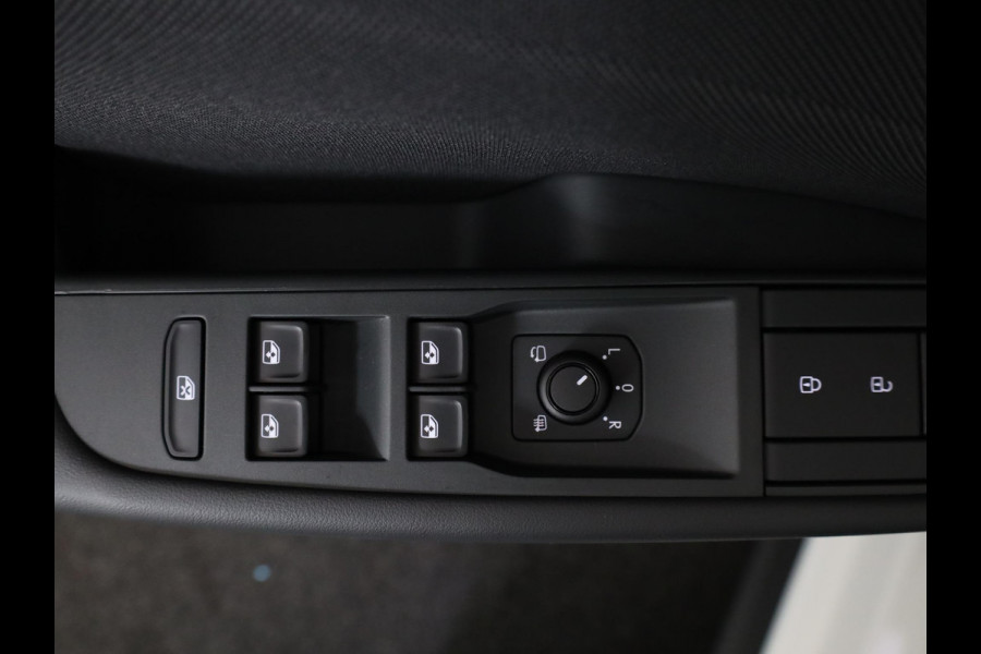 Volkswagen ID. Polo Life First Edition 52 kWh accu, 155 kW / 211 PK Ha Achteruitrijcamera | Carplay