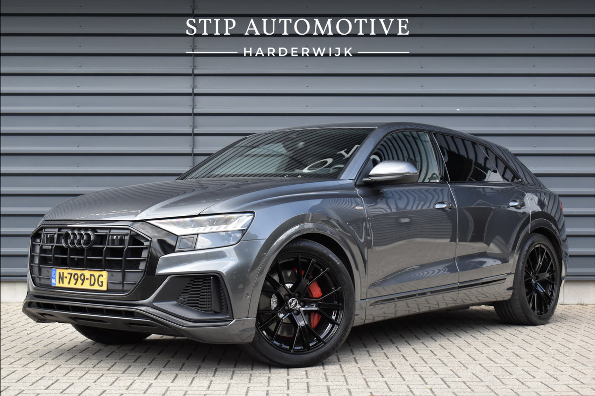 Audi Q8 55 TFSI e Quattro Pro Line S | ACC | RS-Seats | Head-Up | B&O | Softclose | 22'' Wielen | Stuurverwarming | Matrix | Nachtzicht |