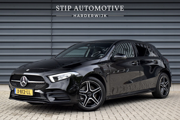 Mercedes-Benz A-Klasse 250 e AMG Line | Sfeerverlichting | Stoelverwarming | 18'' Wielen | CarPlay | Navigatie |