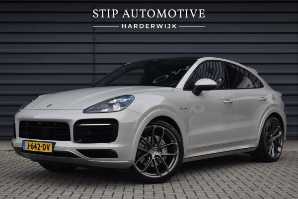 Porsche Cayenne Coupé 3.0 E-Hybrid 462pk Lightweight Sport Package | Carbon Dak | ACC | 22'' GT Design | Matrix PDLS+ | Luchtvering | 360 Camera |