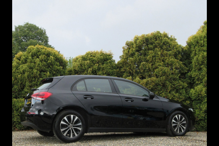 Mercedes-Benz A-Klasse 160 Business Solution * Widescreen *