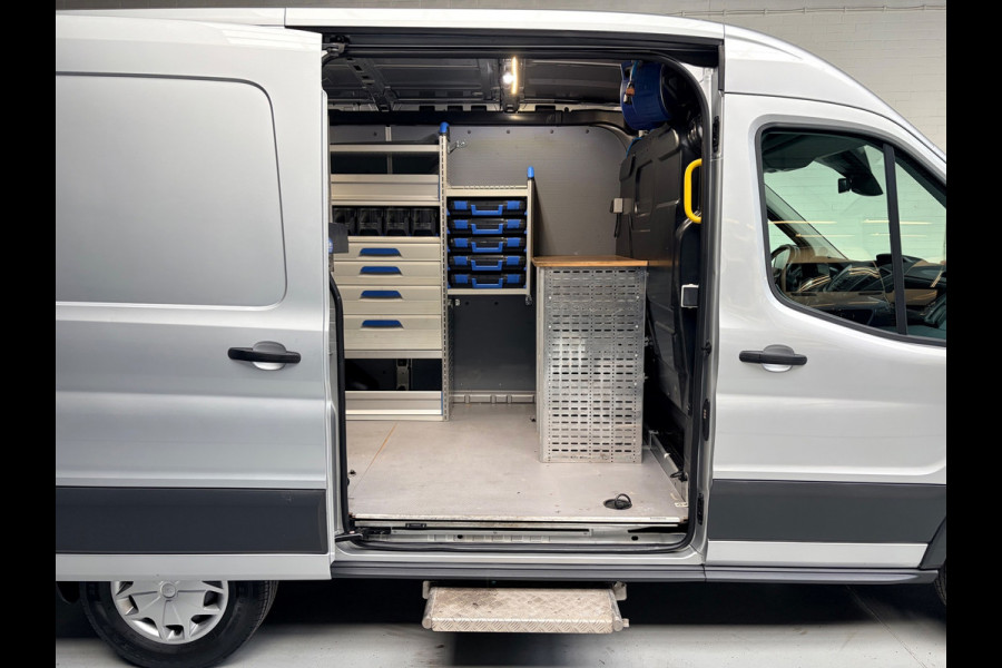 Ford Transit Automaat Servicewagen 350 2.0 TDCI 131PK euro6 L2H2 3Persoons Trend, Sortimo werkplaats inrichting, RIJKLAARPRIJS