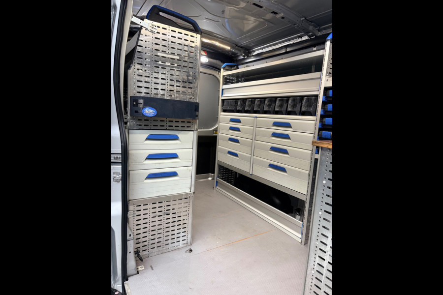 Ford Transit Automaat Servicewagen 350 2.0 TDCI 131PK euro6 L2H2 3Persoons Trend, Sortimo werkplaats inrichting, RIJKLAARPRIJS