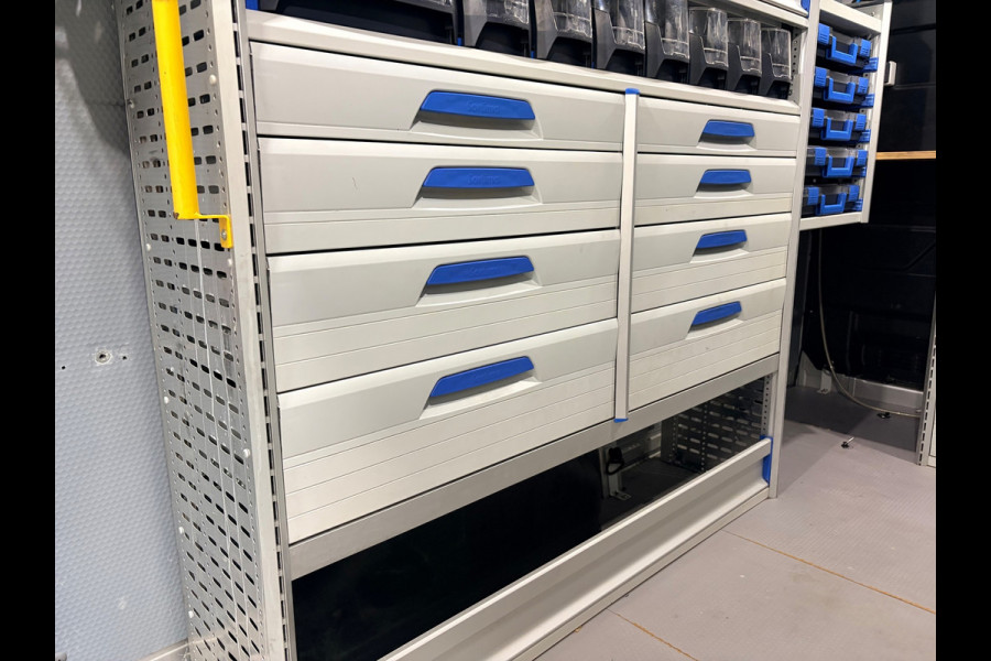 Ford Transit Automaat Servicewagen 350 2.0 TDCI 131PK euro6 L2H2 3Persoons Trend, Sortimo werkplaats inrichting, RIJKLAARPRIJS