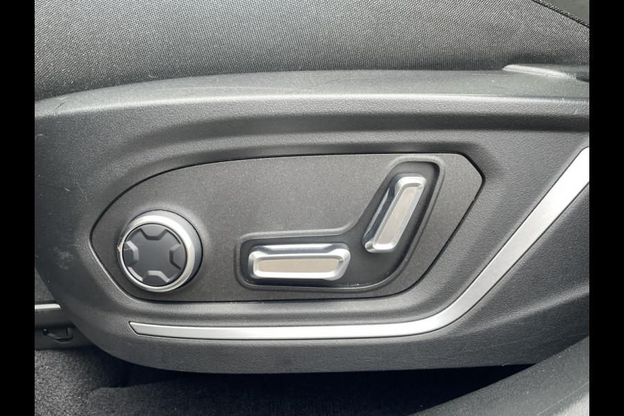 Lynk & Co 01 1.5 260PK PHEV |Black Line| Goed onderhouden| SOH 94%|