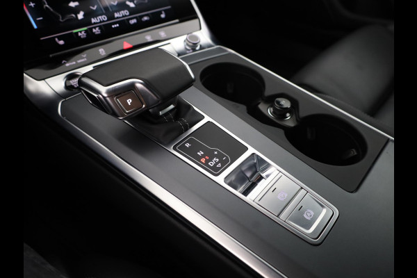 Audi A7 Sportback 50 TFSI e quattro Pro Line 299pk | Lederen bekleding | Head up Display | Wegklapbare trekhaak  | 20 inch Lichtmetalen velgen | Verlengde garantie | Stoelverwarming