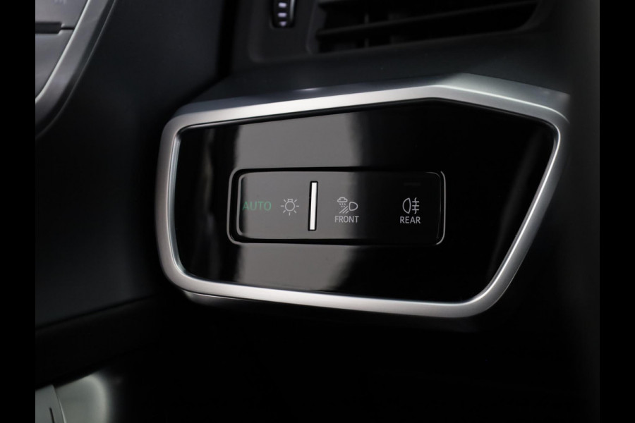 Audi A7 Sportback 50 TFSI e quattro Pro Line 299pk | Lederen bekleding | Head up Display | Wegklapbare trekhaak  | 20 inch Lichtmetalen velgen | Verlengde garantie | Stoelverwarming