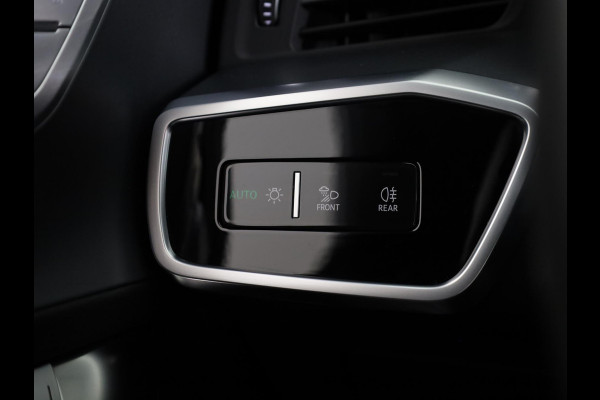 Audi A7 Sportback 50 TFSI e quattro Pro Line 299pk | Lederen bekleding | Head up Display | Wegklapbare trekhaak  | 20 inch Lichtmetalen velgen | Verlengde garantie | Stoelverwarming