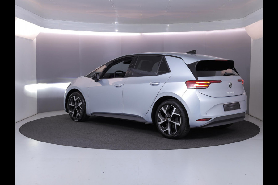 Volkswagen ID.3 Life 50 kWh accu 125 kW / 170 PK Hatchback Elektri Achteruitrijcamera | Carplay