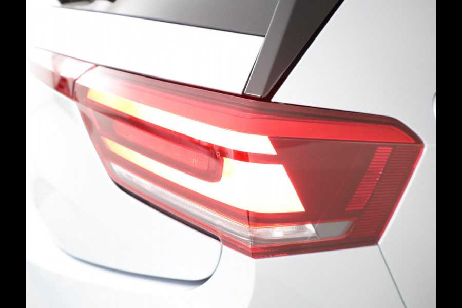 Volkswagen ID.3 Life 50 kWh accu 125 kW / 170 PK Hatchback Elektri Achteruitrijcamera | Carplay