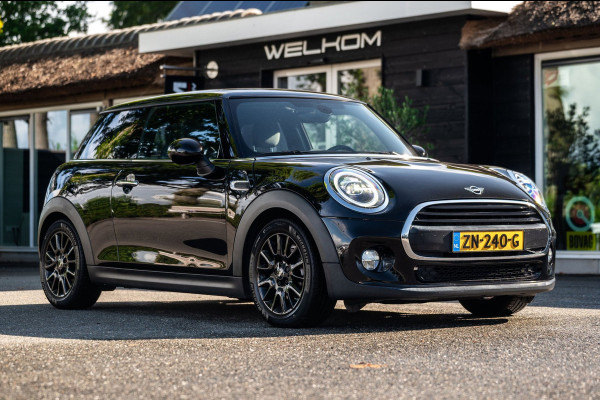MINI 3-deurs 1.5 One Chili NL Auto I Dealeronderhouden I NAP I Sportstoelen I Parkeersensoren I Keyless I Led I Half Leder