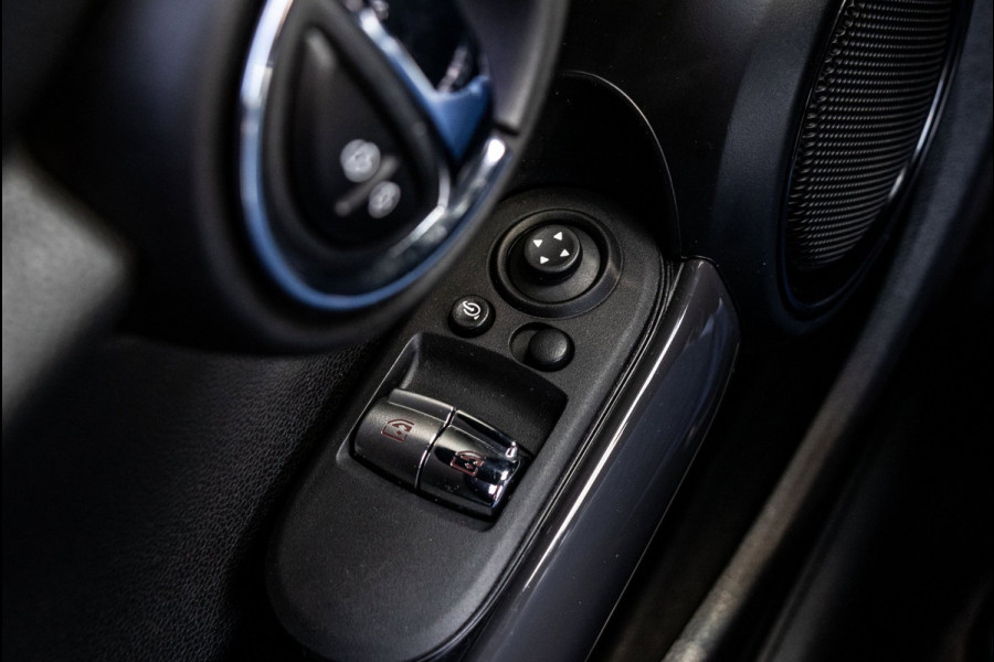 MINI 3-deurs 1.5 One Chili NL Auto I Dealeronderhouden I NAP I Sportstoelen I Parkeersensoren I Keyless I Led I Half Leder