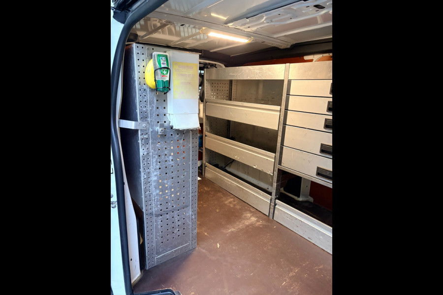 Citroën Jumpy Servicewagen 1.6 BlueHDI 95pk euro6 L2H1 V230 omvormer BOTT inrichting Standkachel Trekhaak 2000KG, RIJKLAARPRIJS!