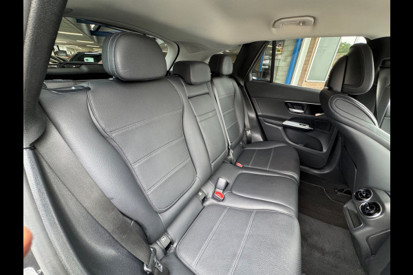 Mercedes-Benz GLC 300e 4MATIC Business Line 2023 NAP!
